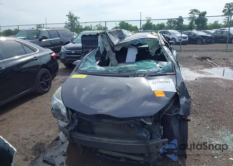 2015 Toyota Yaris L z USA, uszkodzony, nr VIN VNKKTUD3XFA035764